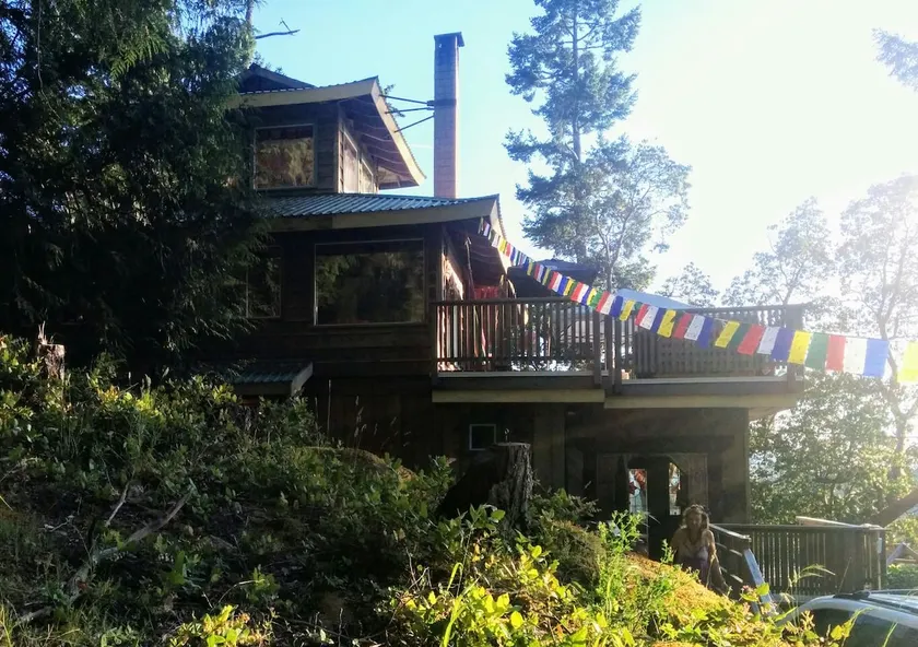 cliff pagoda /spring summer special - Image 1