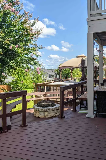 Enchanted April Lake House 3 Bed 2 Bath - Image 1