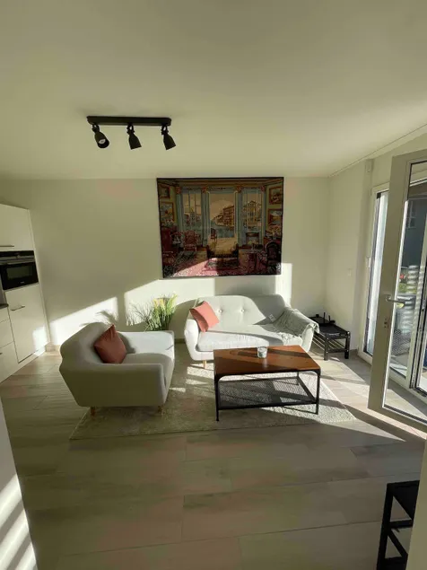 Apartment FREE parking, WIFI Busstation in 10m - Image 1