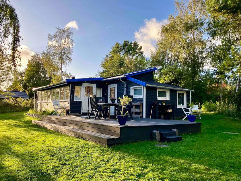 Colourful, calm & kid-friendly house - Image 1