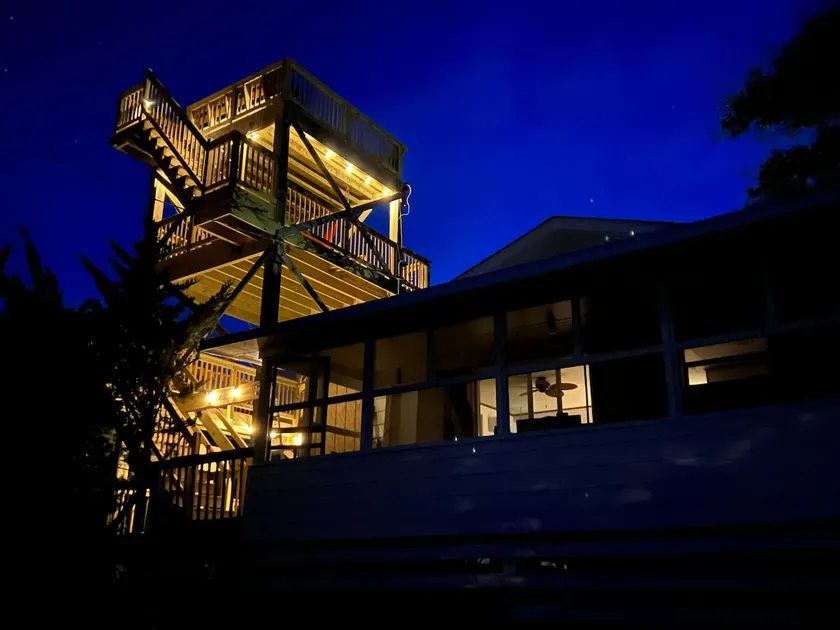 The Surf Side Bungalow- beach front! - Image 1