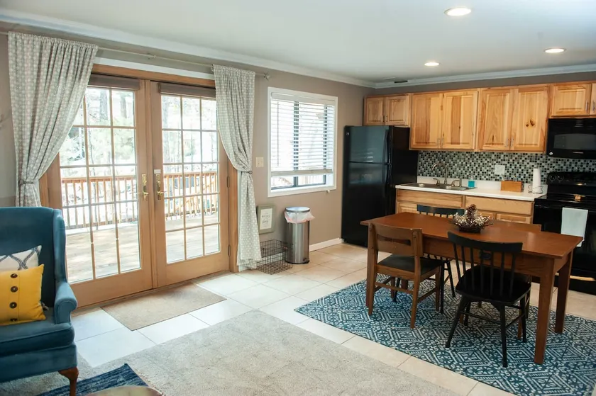 Cozy Getaway in The Flagstaff Pines - Image 1