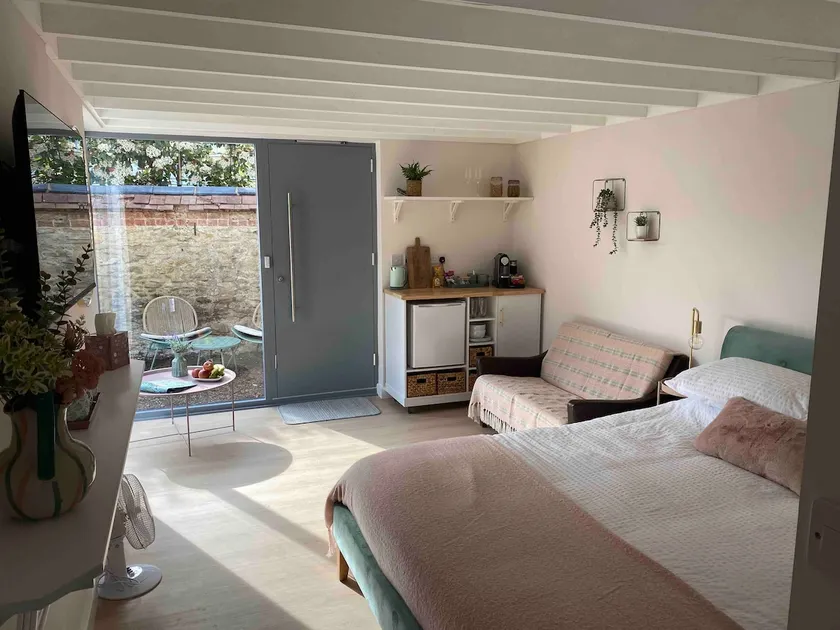 The Annexe - Image 1