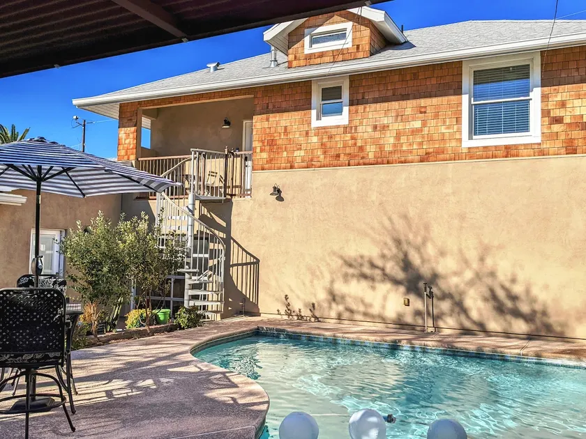 4th Ave & University - Pool + Hot Tub + Garage! - Image 1