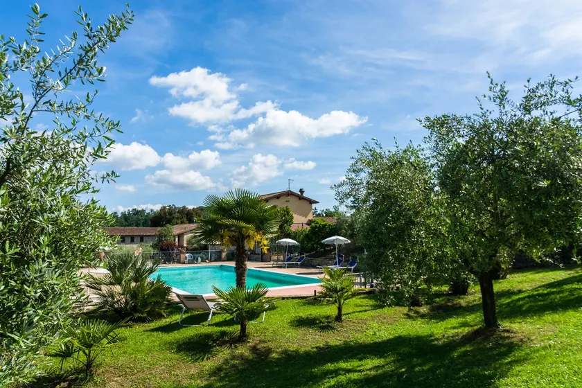 Mansion in Perugia with Pool & Green Hills - Image 1