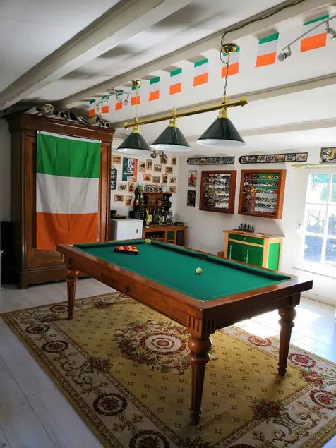 CHARMING HOUSE: IRELAND IN PROVENCE - Image 1