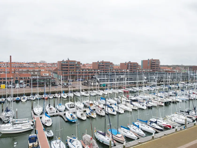 BizStay Harbour 42A Penthouse - Image 1
