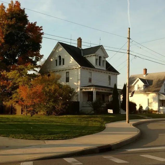 The South House-no extra fees from Host - Image 1
