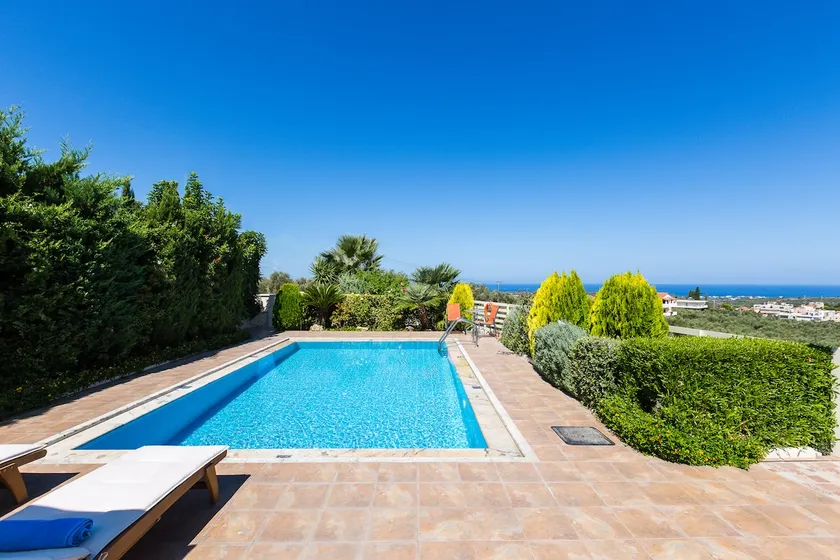 Countryside Escape w/ Sea View & Ping Pong - Image 1