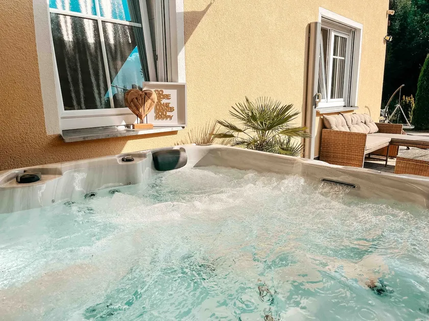 Panorama-Refugium, Whirlpool, 3 BR, Kamin, Grill - Image 1