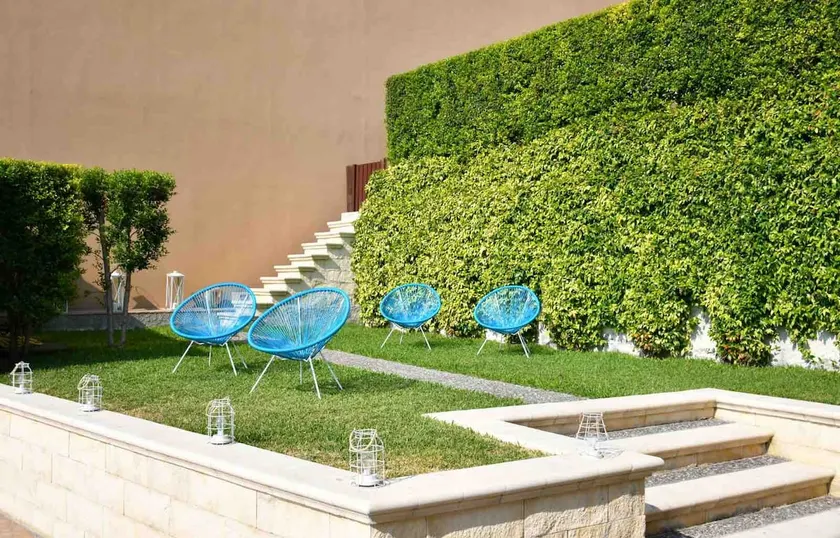 Home Sara - Image 1