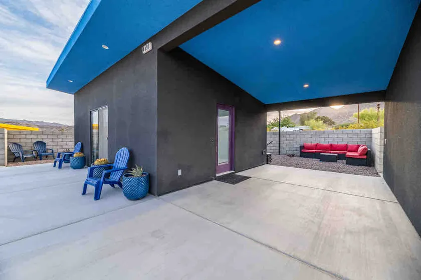 Blue Desert Getaway - Image 1
