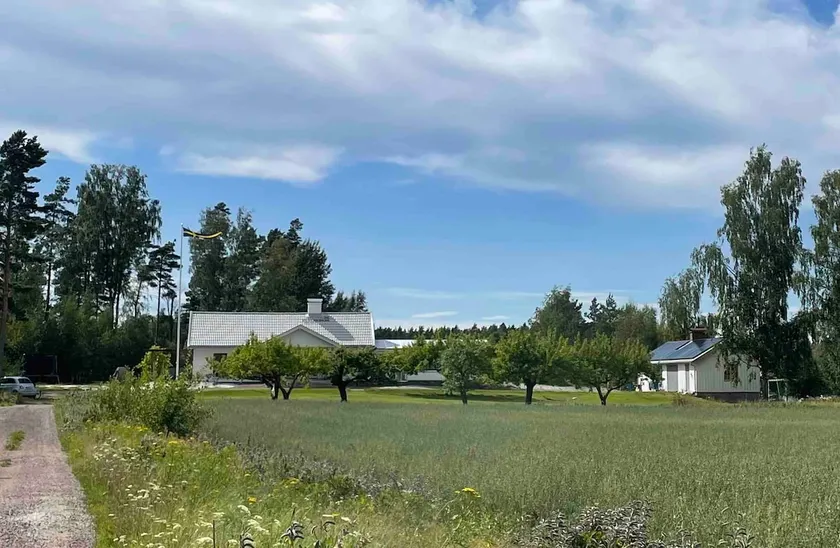 Apartment in scenic area - Image 1