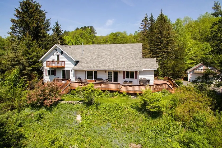 Hog Mountain House Stunning Catskill Mtn Views - Image 1