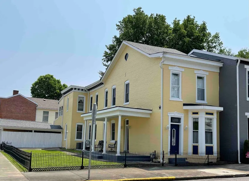 Mulberry Manor*Walkable*8 Guests*4 Bed/2.5 Bath - Image 1