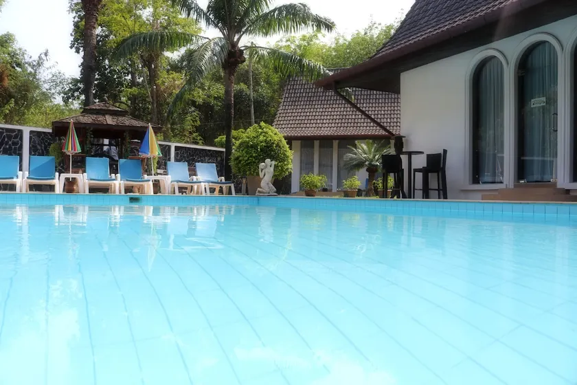 Large villa w/pool, chef, maid. Perfect for groups - Image 1