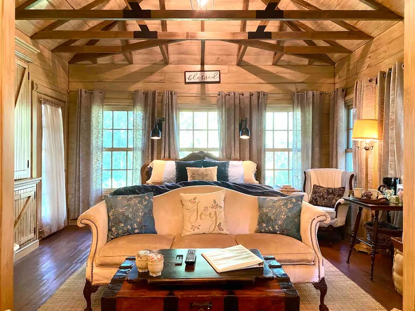 Secret Cottage - Image 1