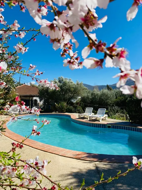 4 Bedrooms all year swimming-pool - Image 1