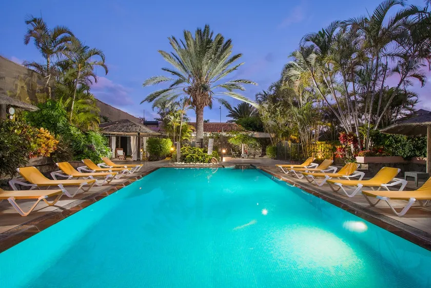Heated Pool & Banana Plantation with \"really heated\" long pool. Private solarium - Image 1