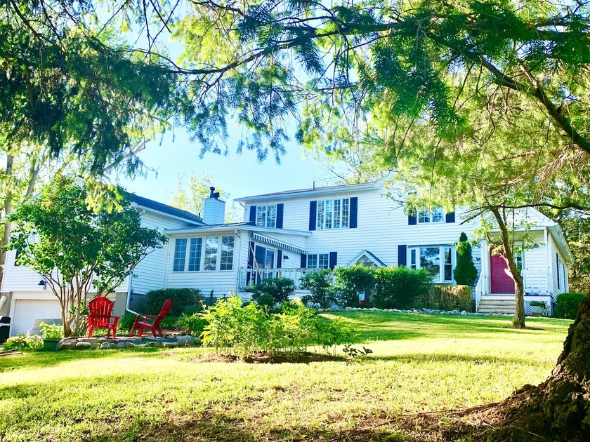 Farmhouse on Alpaca Farm (located along the Canandaigua Wine Trail) - Image 1