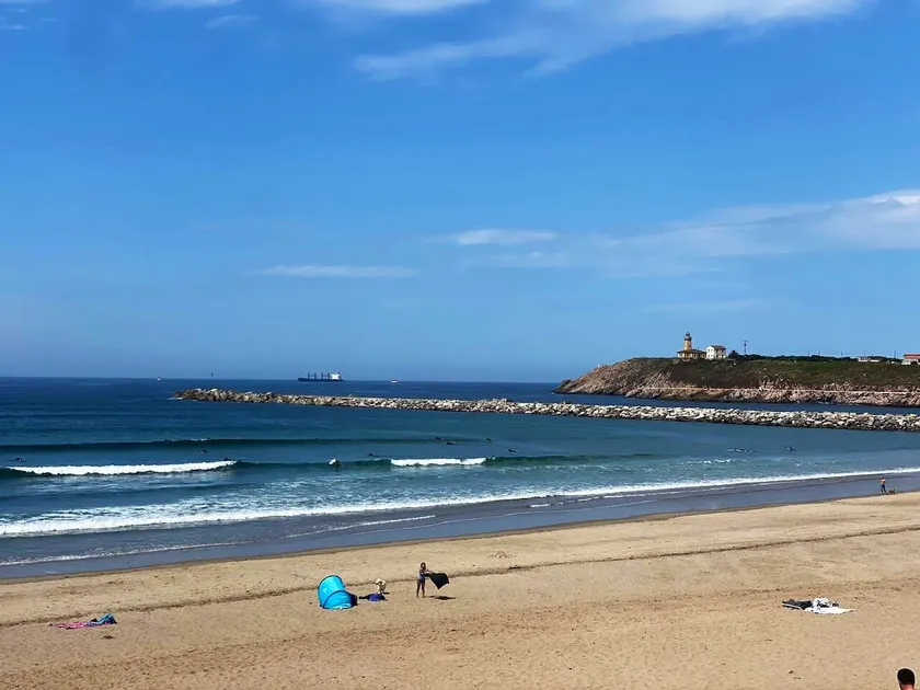 Surf, Friends & Family. Salinas. San Juan de Nieva - Image 1