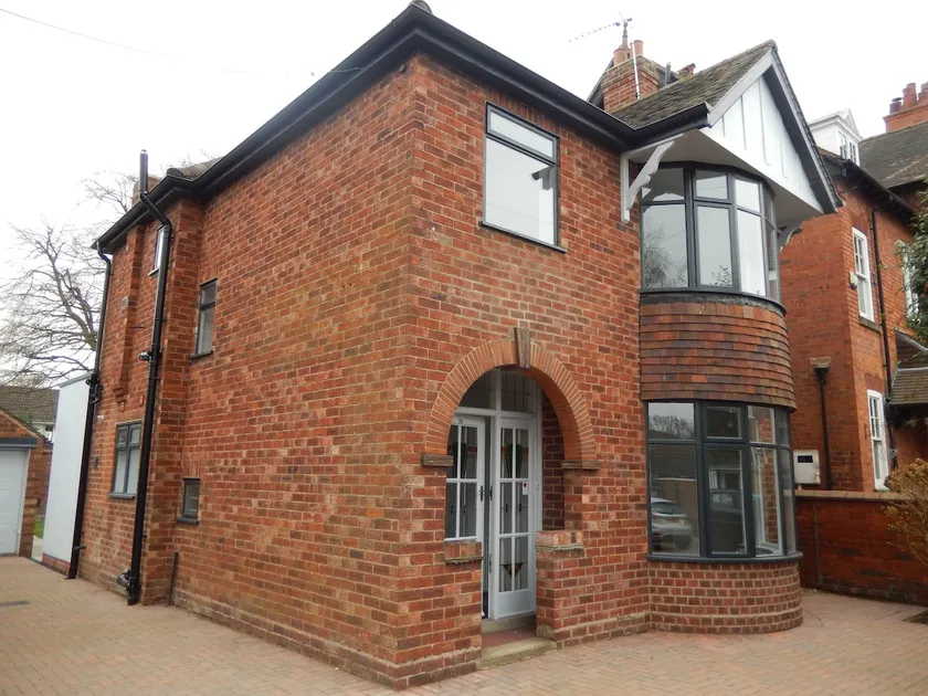 Detached home in Lincoln's Cathedral Quarter - Image 1