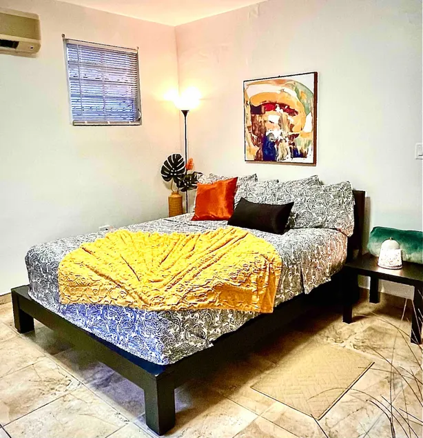 Safe Cozy Studio near Airport, Beaches - Image 1