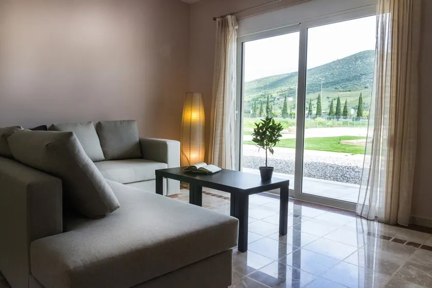 Marathon Eco Stay - Image 1