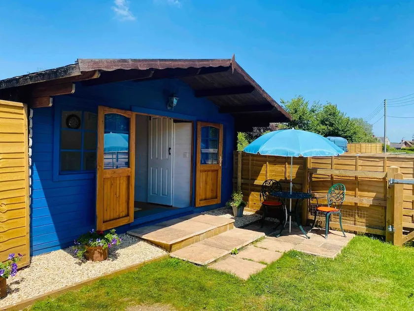 Little Nook in the Paddock-small wooden house for2 - Image 1