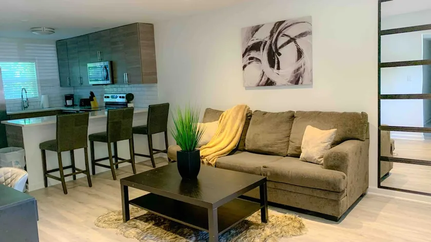 Luxury Midtown Oasis near Atlantic Station free onsite parking - Image 1