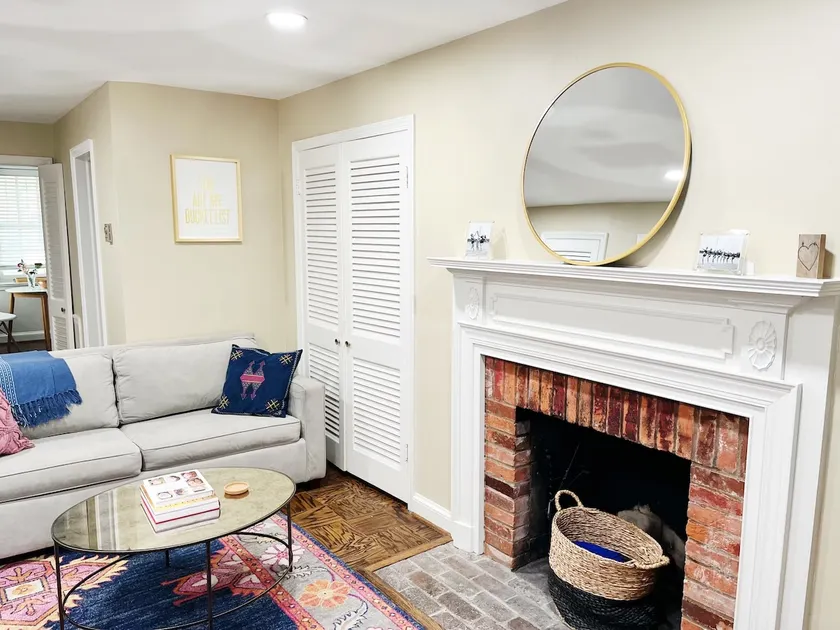 Charming Garden-Level Guest Suite in Heart of Capitol Hill - Image 1