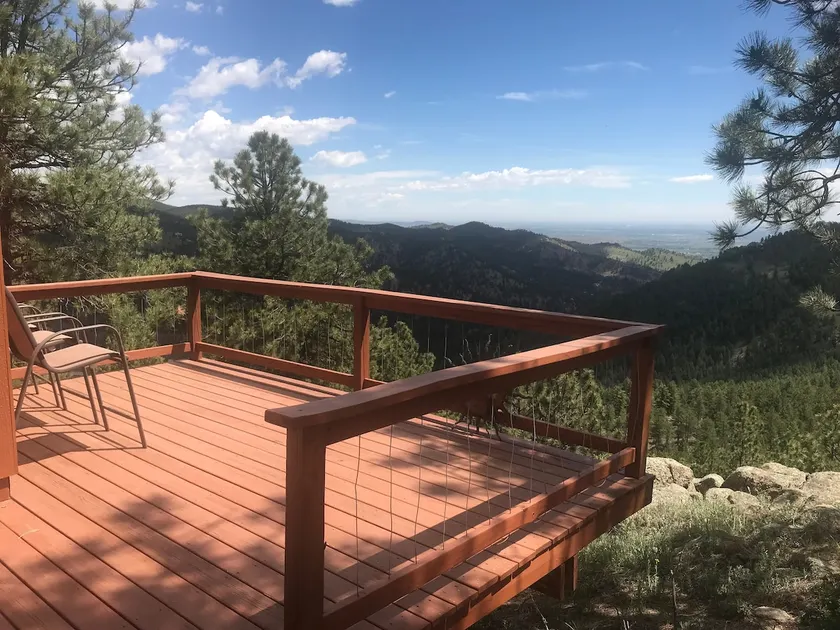 Private Mountain Retreat, while 10 mins from town - Image 1