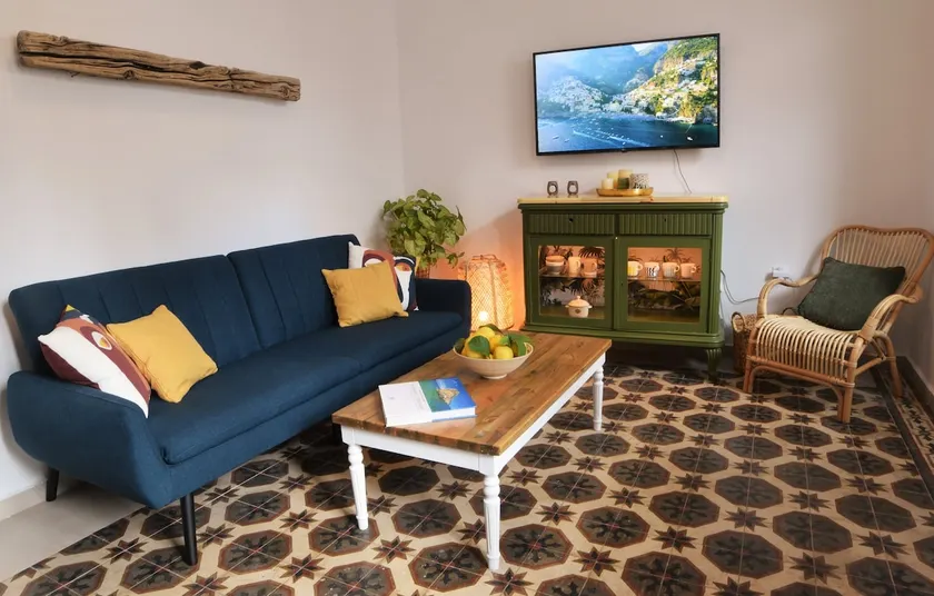Renata's cozy village house close to the beach - Image 1