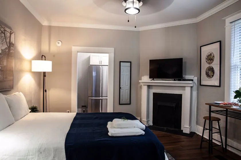 Smart private apartment 3.7 miles to the Masters - Image 1