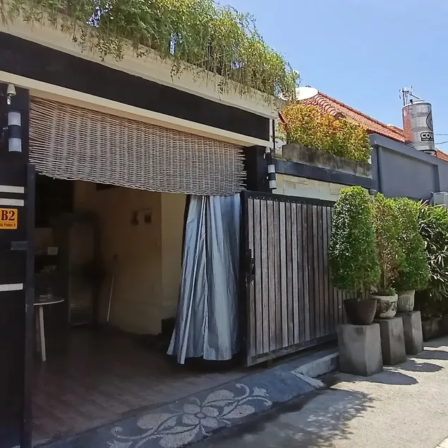 ARIS HOME STAY BALI - Image 1