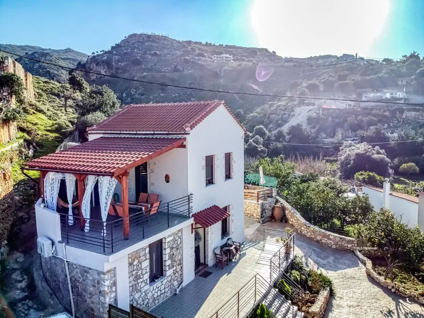 Nikki’s Residence - Image 1