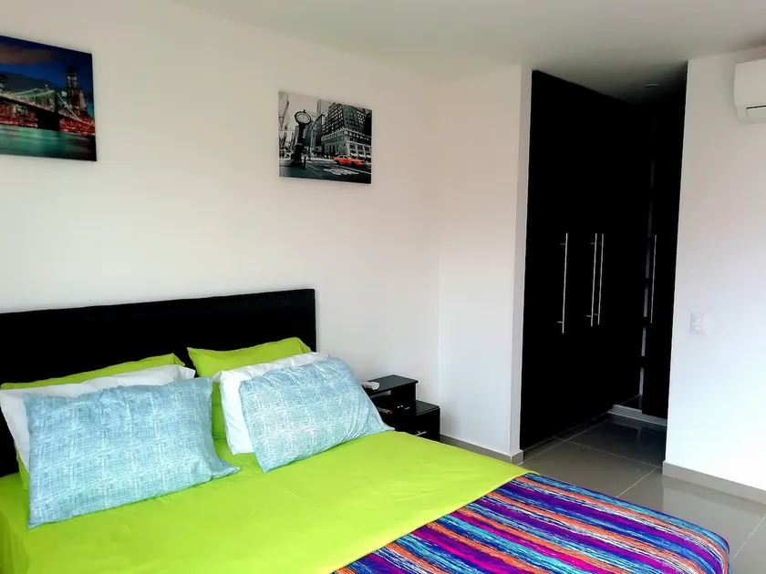 Excellent Furnished Apartment - Image 1