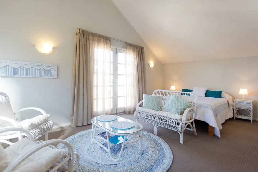 Fremantle Local Beach Studio - Image 1