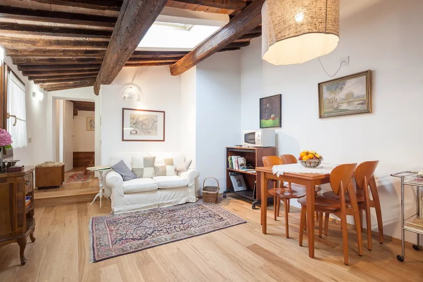 Cozy Apartment in Vicenza - Image 1