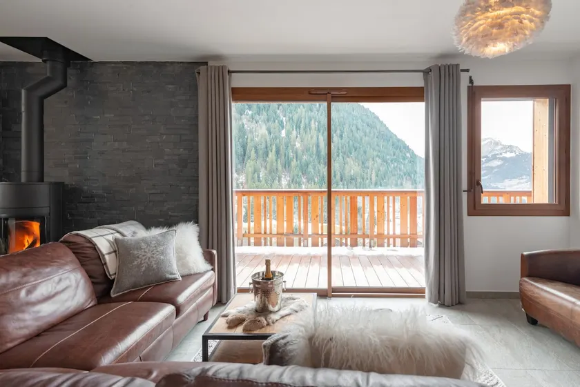 Mountain Views at Chic Ski Rental in the Heart of Chatel - Image 1