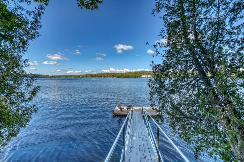 Fantastic Waterfront Home in MidCoast Maine - Image 1