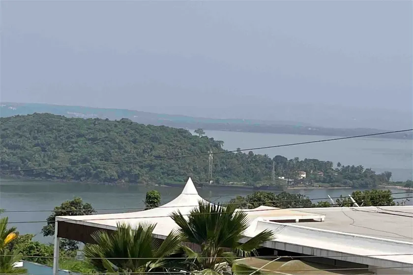 1 BHK Sunrise & Seaside Solitude - Image 1