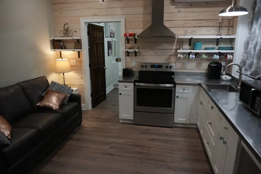 Maggie's Place - Image 1