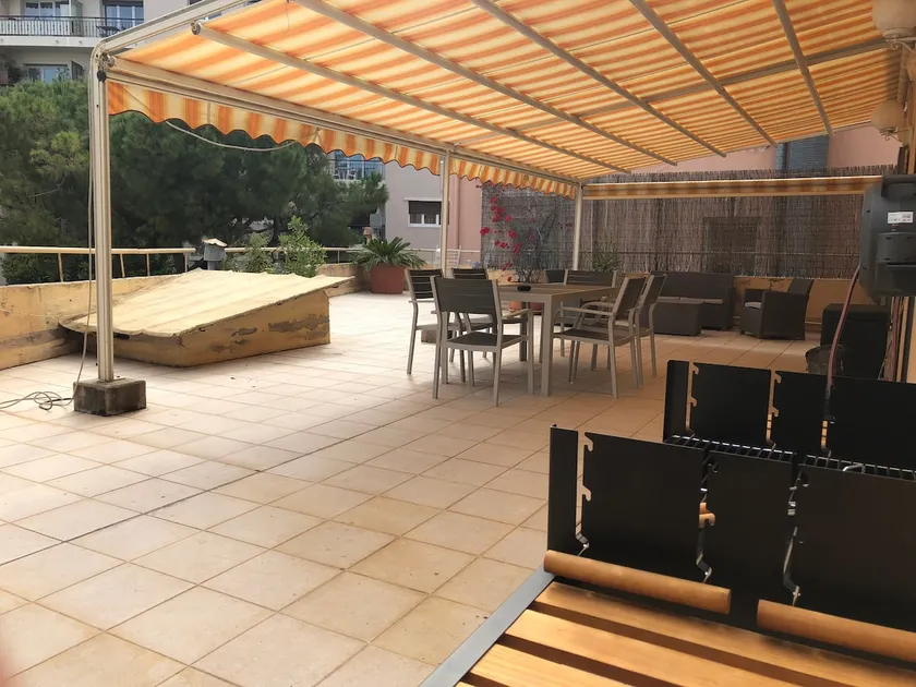 Large terrace apartment next to Monaco & beach - Image 1