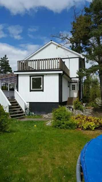 House in Nacka, close to the lake - Image 1