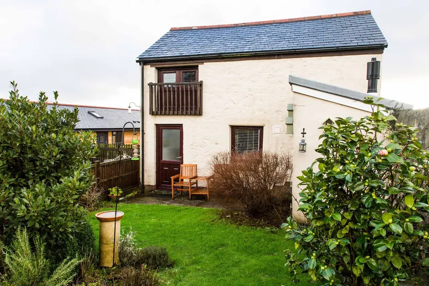 Rossland Barn in the heart of Cornwall - Image 1