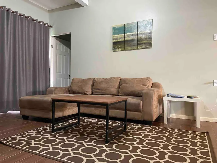 PERFECT STAY APARTMENTS 3- BEDROOM 103 - Image 1