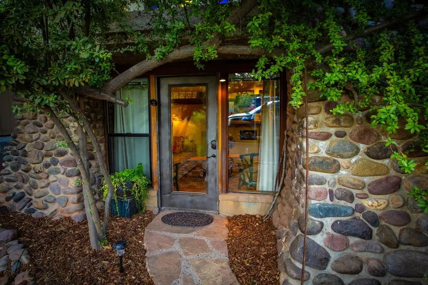 ᯓ Private OASIS ᯓ Spa + Patio | Walk to town! - Image 1