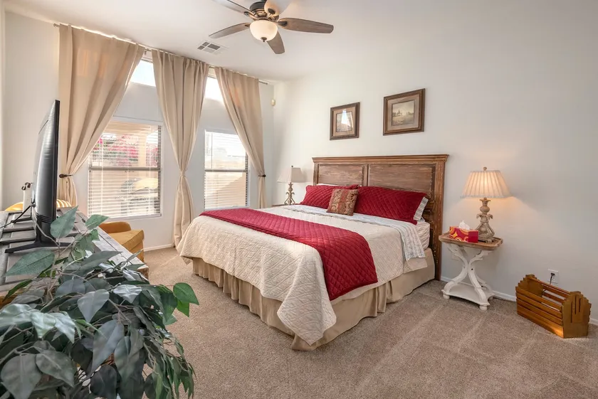 Pool/Hot Tub - 3bed/2 bath ENTIRE home rental - Image 1