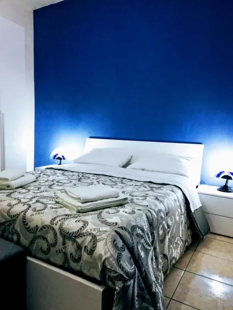 Catania House single apartment sleeps 4 near the new Garibaldi  - Image 1